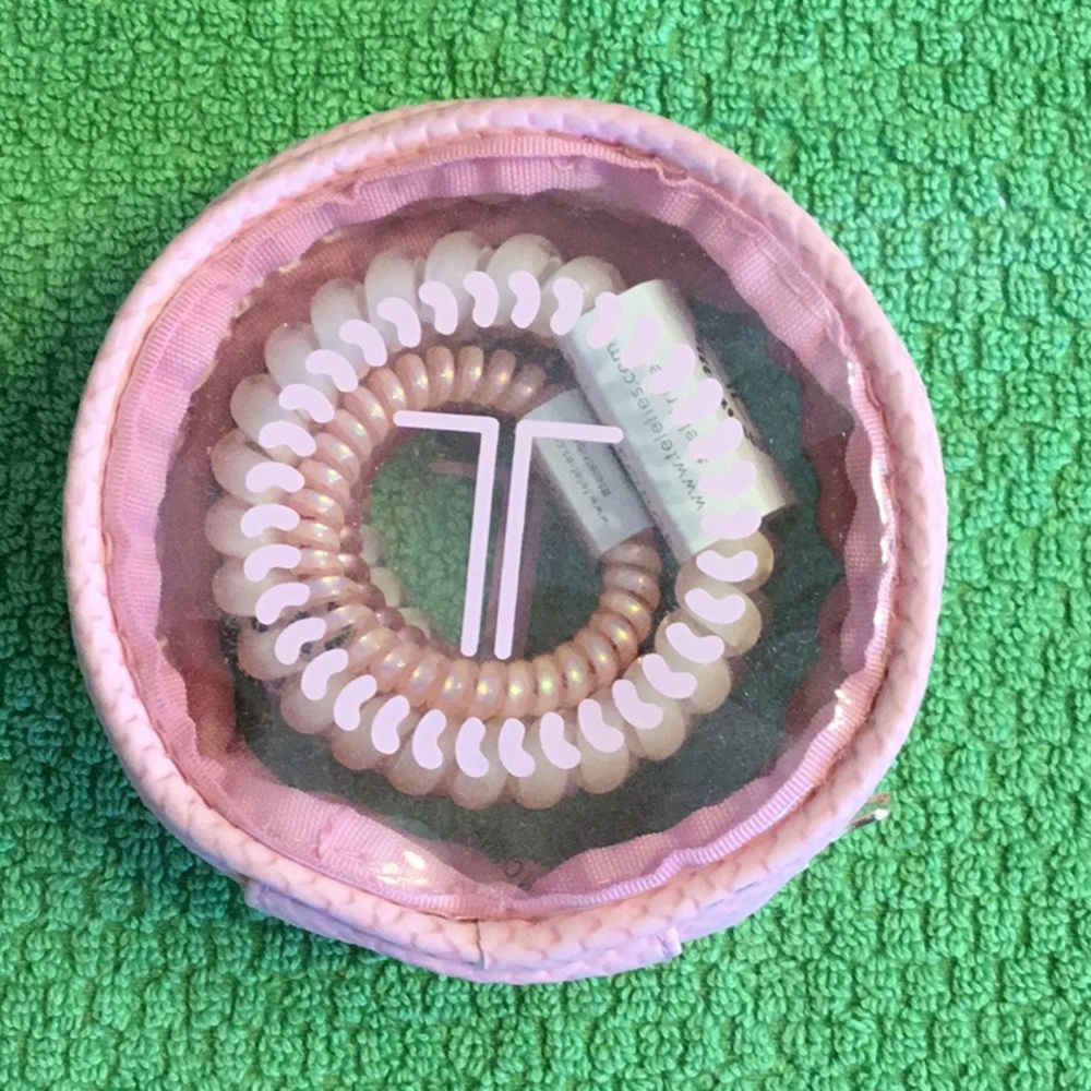 NIP Pink Hair Coil Set with Case